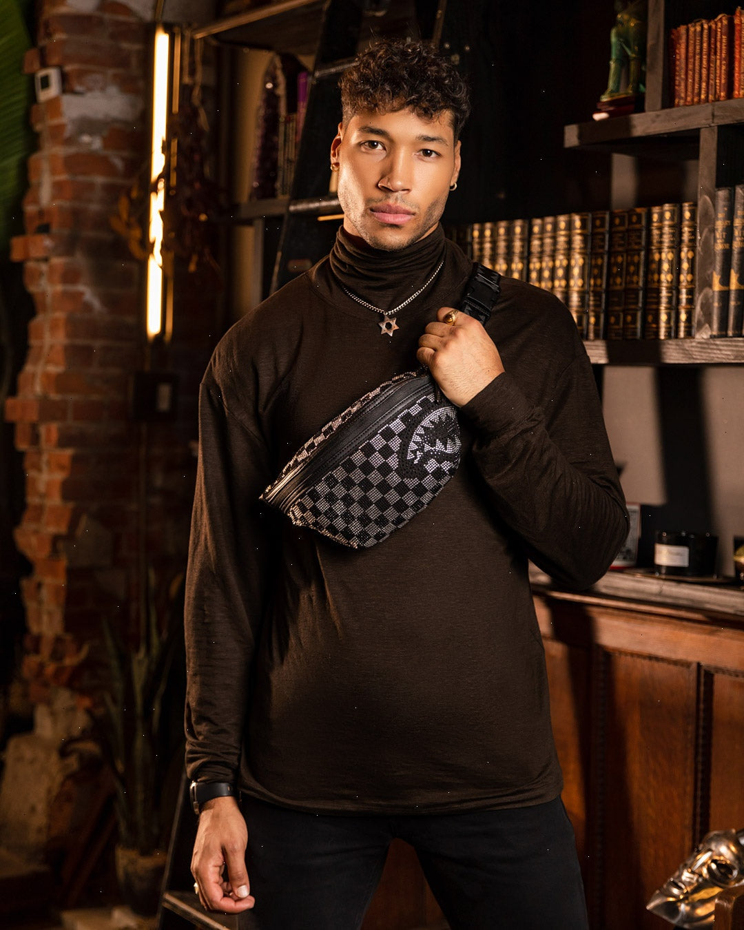 LIGHT YEARS AHEAD SAVVY CROSSBODY