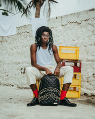 NOIR QUILT GOLD CHAIN SHARK BACKPACK (DLXV)